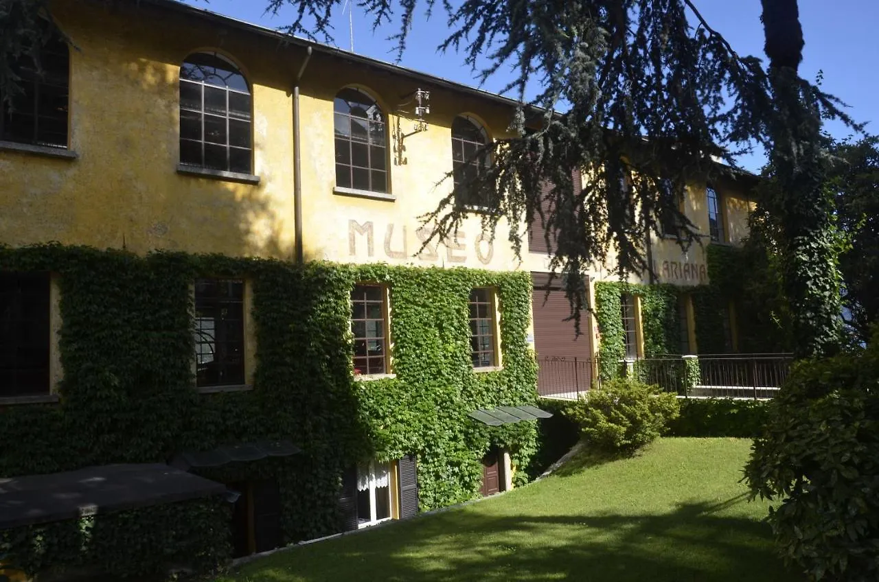 Apartment Anma Cottages The Secret Garden Pianello Del Lario