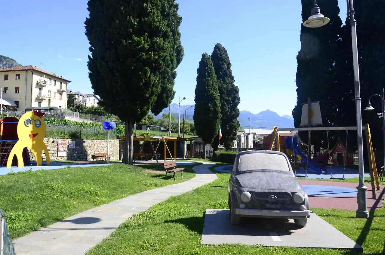 Anma Cottages The Secret Garden Pianello Del Lario Italy