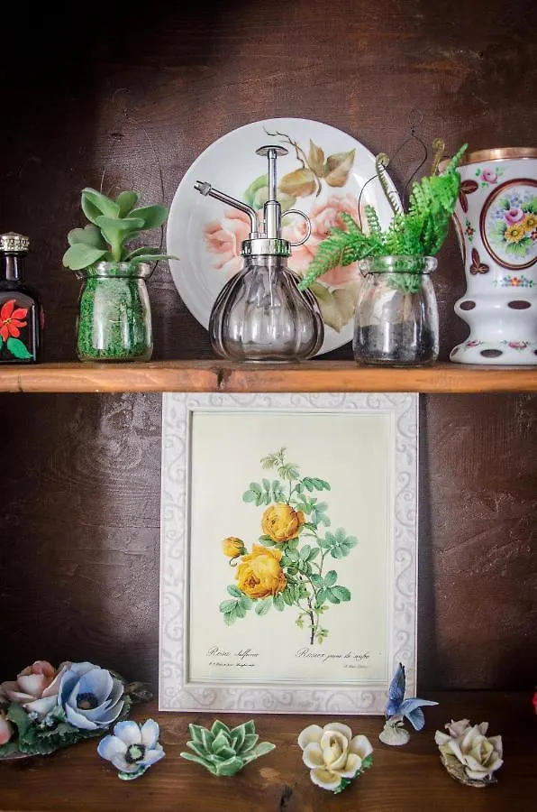 Anma Cottages The Secret Garden Pianello Del Lario Διαμέρισμα